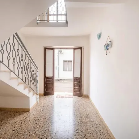 Holiday home Residenza Della Riva Blu *