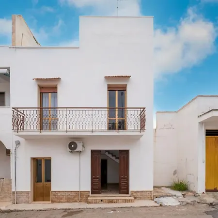 Holiday home Residenza Della Riva Blu *